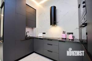 2-к квартира, вторичка, 120м2, 1/6 этаж