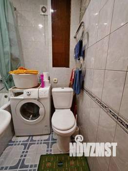 2-к квартира, вторичка, 43м2, 1/4 этаж