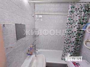 3-к квартира, вторичка, 63м2, 9/9 этаж