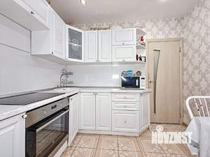 2-к квартира, вторичка, 54м2, 1/10 этаж