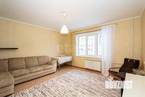 4-к квартира, вторичка, 77м2, 1/10 этаж