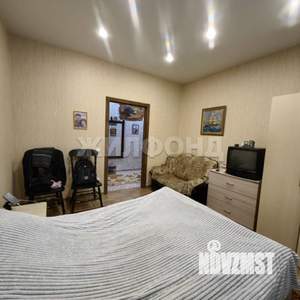 2-к квартира, вторичка, 54м2, 1/5 этаж