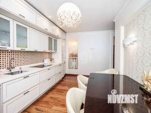 4-к квартира, вторичка, 126м2, 4/17 этаж