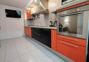 3-к квартира, вторичка, 74м2, 8/9 этаж