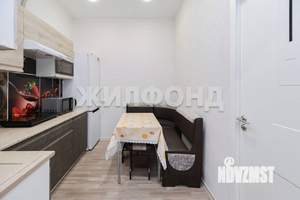 2-к квартира, вторичка, 43м2, 1/17 этаж
