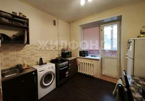 2-к квартира, вторичка, 54м2, 1/9 этаж
