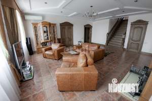 4-к квартира, вторичка, 247м2, 6/7 этаж