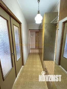 3-к квартира, вторичка, 63м2, 8/9 этаж