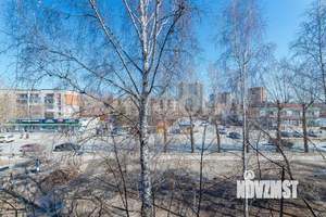 4-к квартира, вторичка, 61м2, 3/5 этаж