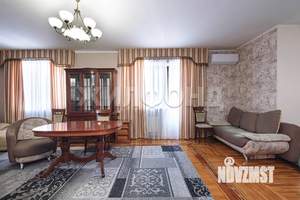 3-к квартира, вторичка, 128м2, 9/10 этаж