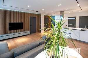 4-к квартира, вторичка, 121м2, 17/25 этаж