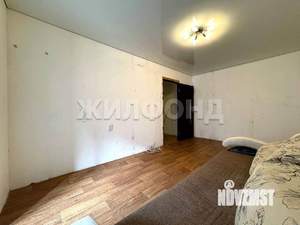 2-к квартира, вторичка, 49м2, 1/10 этаж