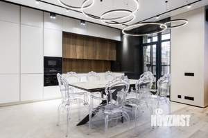 3-к квартира, вторичка, 133м2, 1/10 этаж