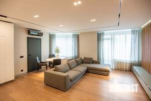 4-к квартира, вторичка, 121м2, 17/25 этаж