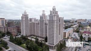 4-к квартира, вторичка, 122м2, 2/19 этаж