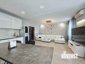 2-к квартира, вторичка, 70м2, 7/14 этаж