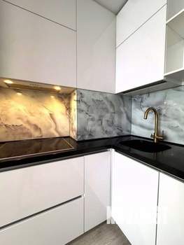 3-к квартира, вторичка, 61м2, 8/17 этаж