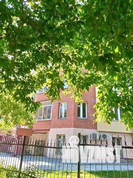 4-к квартира, вторичка, 139м2, 2/4 этаж