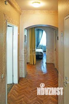 3-к квартира, вторичка, 68м2, 2/4 этаж