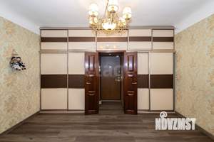 3-к квартира, вторичка, 102м2, 4/5 этаж