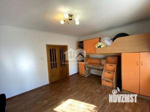 2-к квартира, вторичка, 64м2, 1/10 этаж