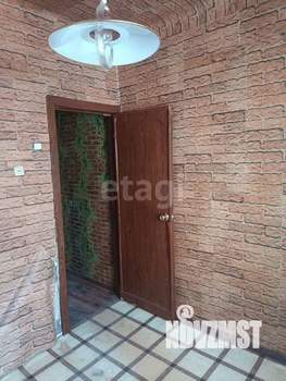 3-к квартира, вторичка, 53м2, 1/4 этаж