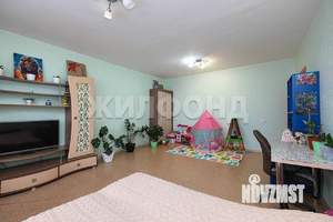 2-к квартира, вторичка, 63м2, 1/9 этаж