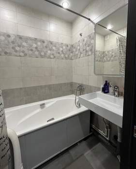 2-к квартира, вторичка, 58м2, 10/10 этаж