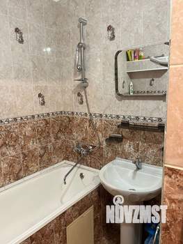 2-к квартира, вторичка, 65м2, 9/10 этаж