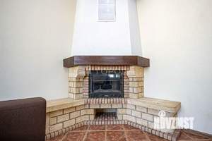 4-к квартира, вторичка, 131м2, 9/10 этаж