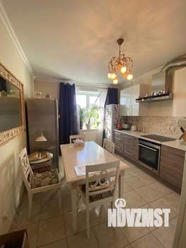 2-к квартира, вторичка, 68м2, 10/14 этаж