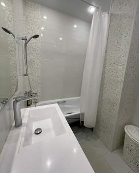 2-к квартира, вторичка, 60м2, 2/15 этаж