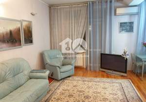 3-к квартира, вторичка, 76м2, 2/4 этаж