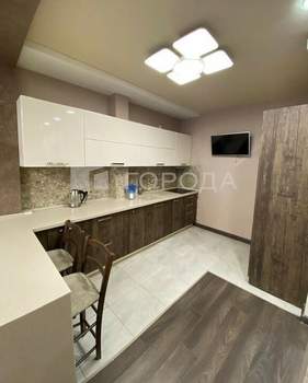 2-к квартира, вторичка, 101м2, 13/17 этаж