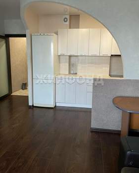 Студия квартира, вторичка, 32м2, 4/10 этаж