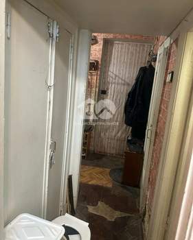 2-к квартира, вторичка, 56м2, 1/4 этаж