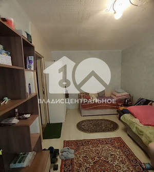 2-к квартира, вторичка, 40м2, 1/4 этаж