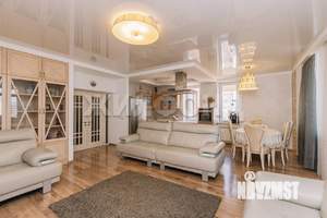 4-к квартира, вторичка, 218м2, 17/20 этаж