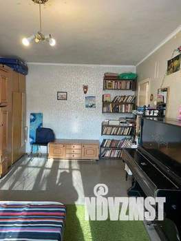 2-к квартира, вторичка, 54м2, 1/5 этаж