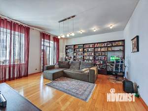 3-к квартира, вторичка, 110м2, 9/9 этаж