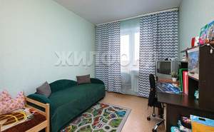 2-к квартира, вторичка, 63м2, 1/9 этаж