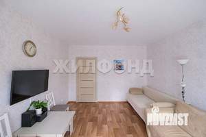 2-к квартира, вторичка, 59м2, 1/10 этаж