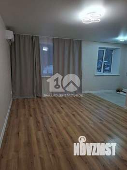 2-к квартира, вторичка, 42м2, 1/4 этаж