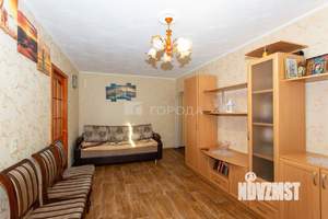 4-к квартира, вторичка, 63м2, 4/5 этаж