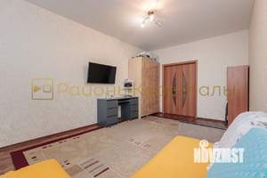 2-к квартира, вторичка, 64м2, 1/10 этаж