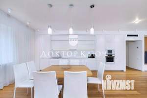 4-к квартира, вторичка, 151м2, 4/7 этаж