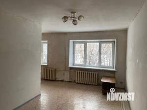 2-к квартира, вторичка, 43м2, 1/5 этаж