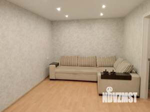 2-к квартира, вторичка, 43м2, 1/9 этаж