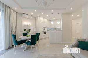 4-к квартира, вторичка, 119м2, 4/6 этаж