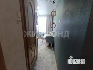 3-к квартира, вторичка, 57м2, 8/9 этаж